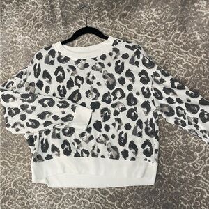 Adorable, buttery, soft, leopard, print, thin sweatshirt